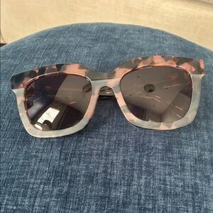Tortoiseshell Square Sunglasses